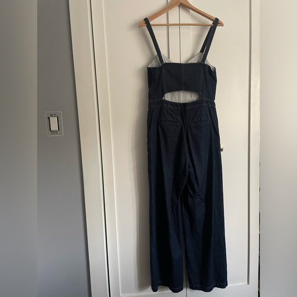 Banana Republic, denim jumpsuit, size 6 - Picture 3 of 6